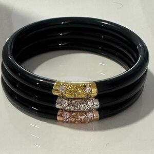 Chic Black and Gold Bracelet Trio